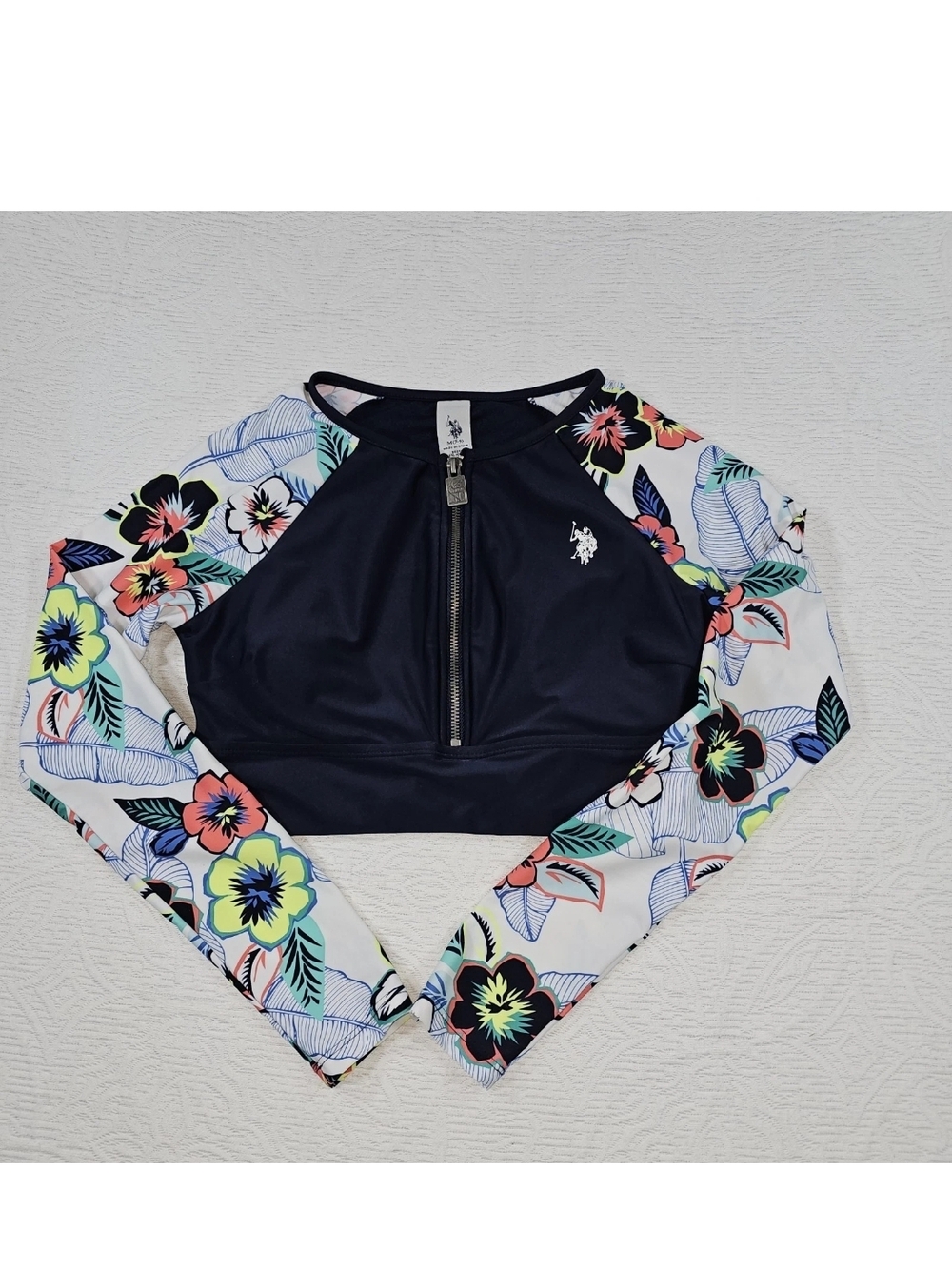 U.S. Polo Assn. Women Long Sleeve Front Zip Swim Top Floral M (7-9) Padding Lux